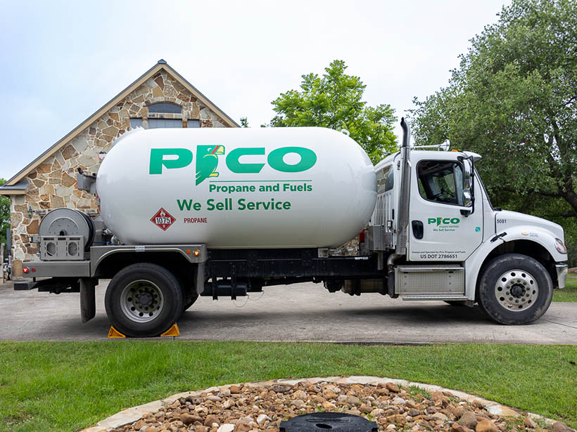 residentialServices-Listing-PropaneDelivery-820×615